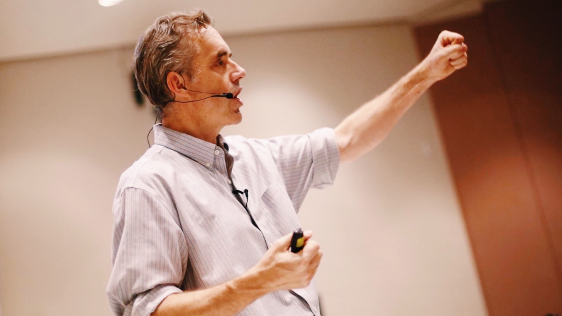 Jordan Peterson's 9-Step Guide to Public Speaking Is Better Than Any You Could Find - Valdour